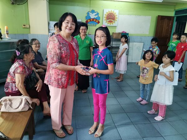 缅华妇协教育中心举办2019年汉语基础班结业典礼