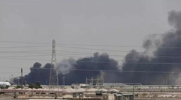 【解局】谁炸了沙特油田？