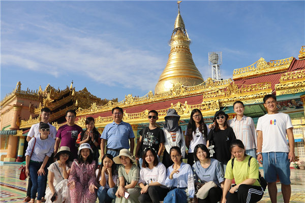 曼德勒新世纪组织新教师游玩感受缅甸民俗风情