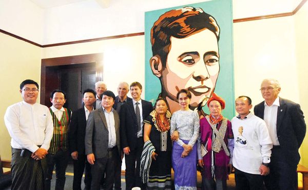 缅甸国务资政会见挪威贵宾