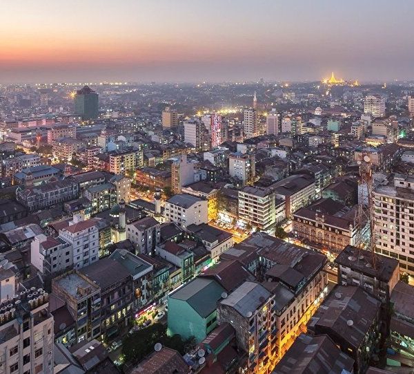 百名中缅企业家在仰光举行洽谈会 探寻缅甸基建机遇