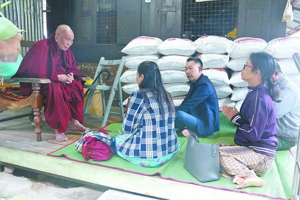 德宏州向缅甸内比都孤儿院捐赠大米