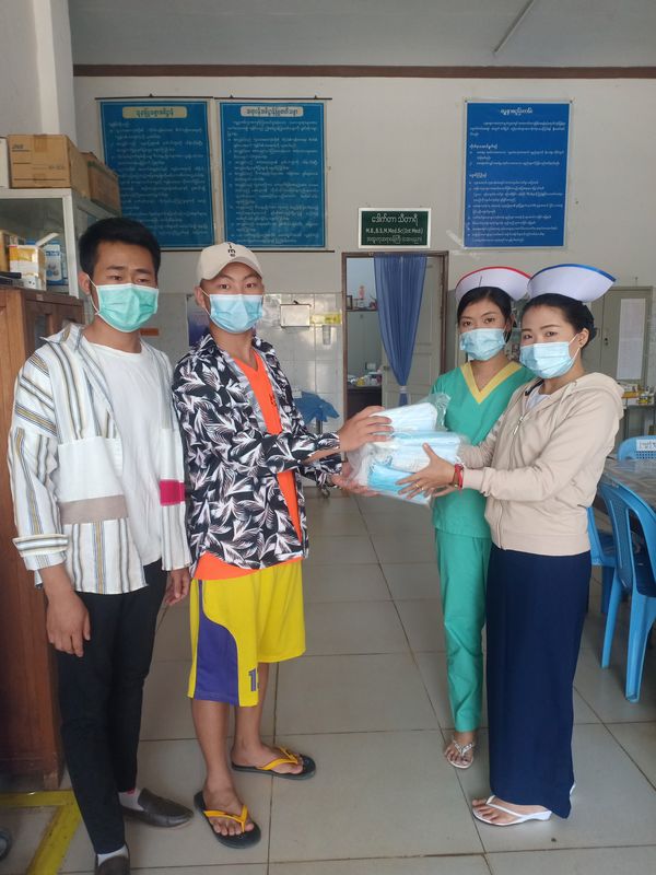 病毒无情，人间有爱——曼德勒云华师范学院校友会向曼德勒、腊戌政府医院捐赠口罩