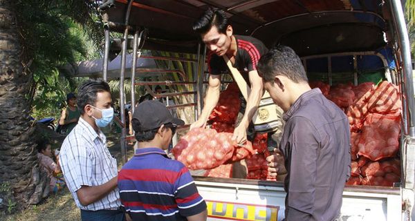 为救济无业贫困户有关方面进行调查工作