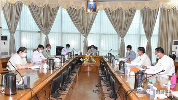 有备无患-缅甸联邦部长组织实施大米储备计划