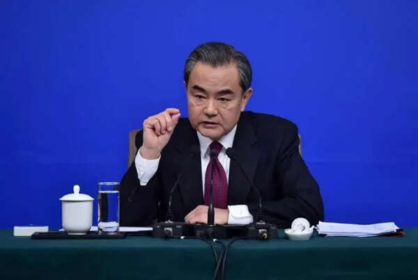 王毅：支持世卫组织，就能挽救更多生命