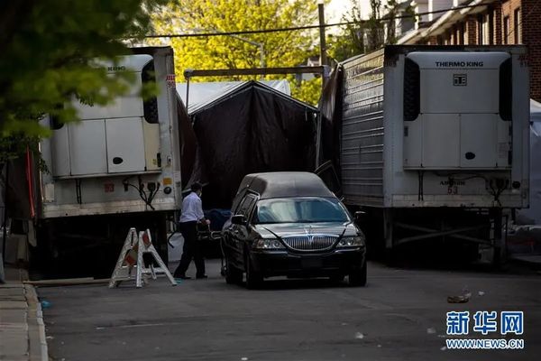 《纽约时报》刊文反思：美国为何丧失了“认知免疫力”