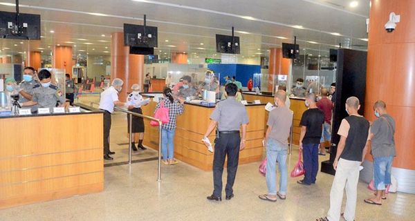 在马来西亚被拘的391名缅甸公民已遣送仰光