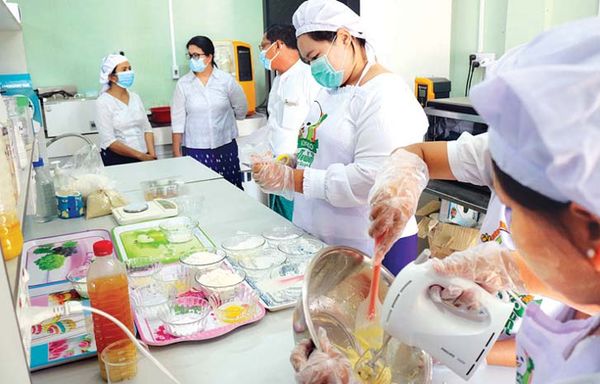 缅甸农业科研所正在研制以稻米为基础的食品