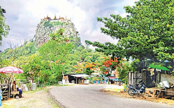 旅游景点卜巴山开始活跃起来了