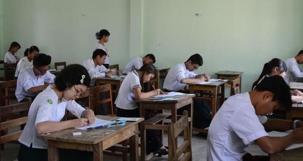 疫情期间禁止教师校外开设补习班