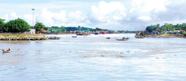 为连接达拉镇及色枝-克瑙托镇将建横跨端低运河的大桥