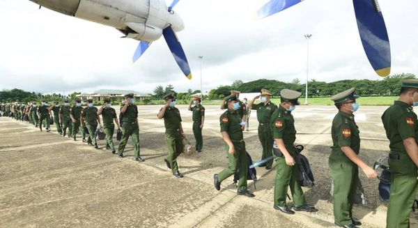 44名军医到钦邦那加自治区医院任职