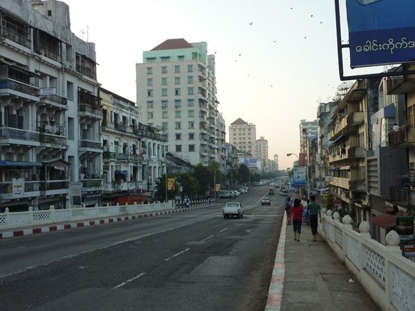 在英国政府的支持下仰光将对班索坦路进行美化