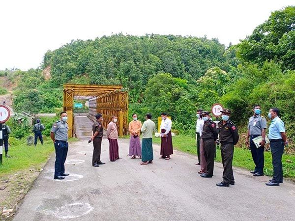 通往印度边城德穆市加强新冠肺炎防疫工作