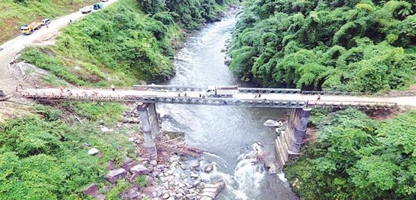 缅甸极北地区一座公路桥梁折断已修复通车