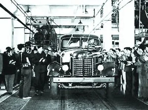 专访张维为：短视的西方政治，注定不会有十四个