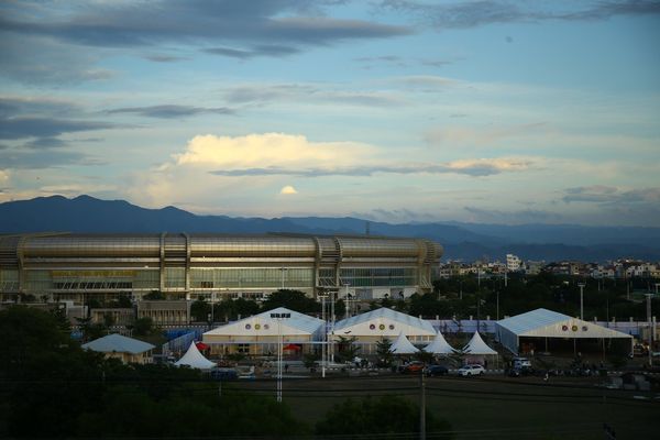 曼德勒伊洛瓦底新冠肺炎治疗中心将于11月5日收治病人