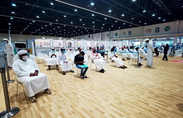 中国新冠灭活疫苗阿联酋获批上市，抗新冠病毒感染有效率达86%