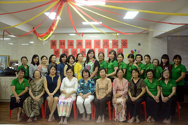 不应该被遗忘的华社一群人(华轩）