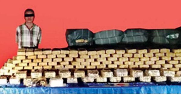 警方在掸邦孟萨市查获价值32亿缅币毒品