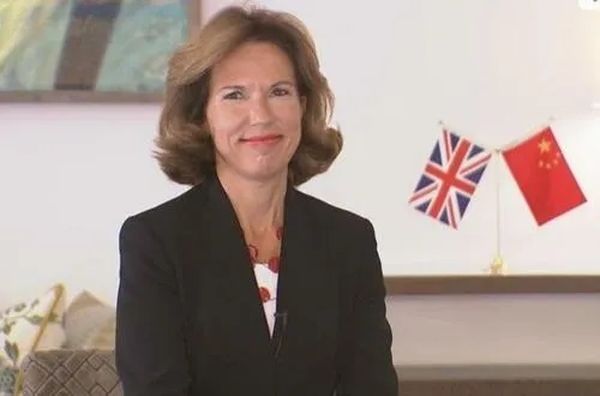 原创丨国家对香港出手！英国终于明白，这次较量彻底输了！