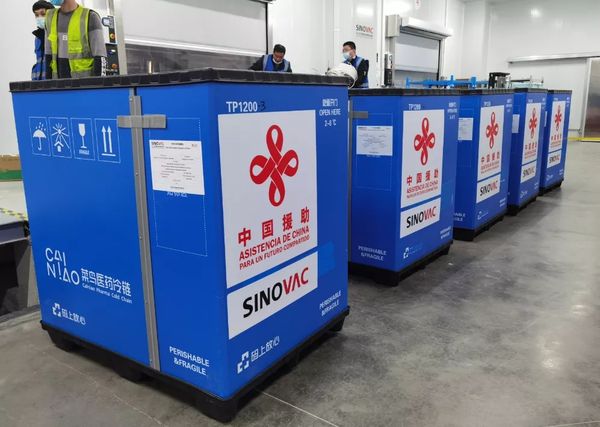 中国疫苗出海背后：比运口罩难百倍
