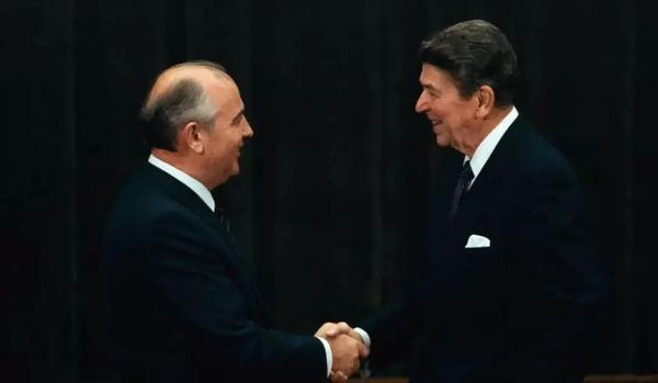 《哈佛商业评论》：西方对中国有三大误解