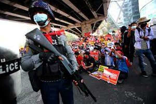 联大将讨论对缅甸武器禁运草案 法媒：虽无法律约束力，但极具政治重要性