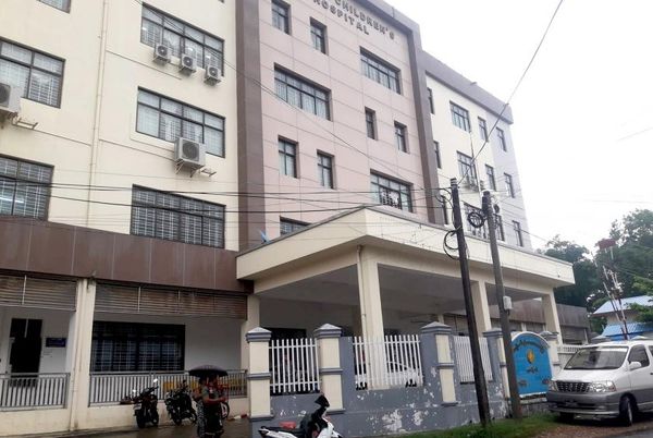 孟邦目前约有200人正在接受登革热治疗