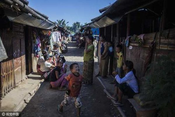缅甸8个省邦超过20万人因冲突流离失所