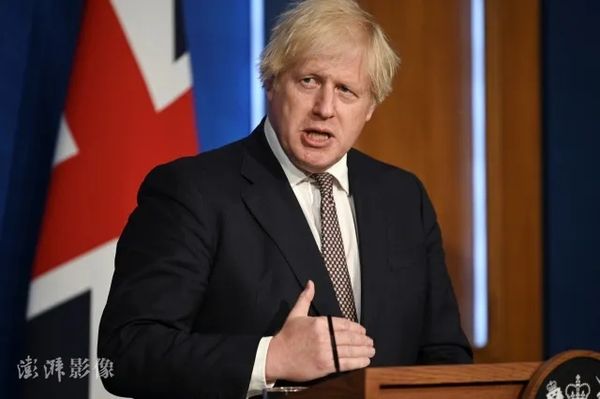 约翰逊向新冠