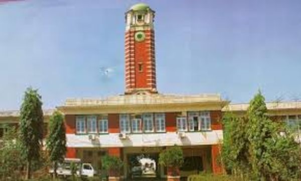 两位慈祥可敬的校友母亲（苏顺路）