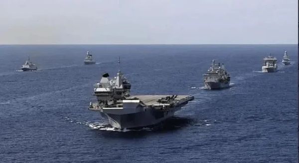 独家卫星图片：英国航母进入南海！它会闯我12海里吗？