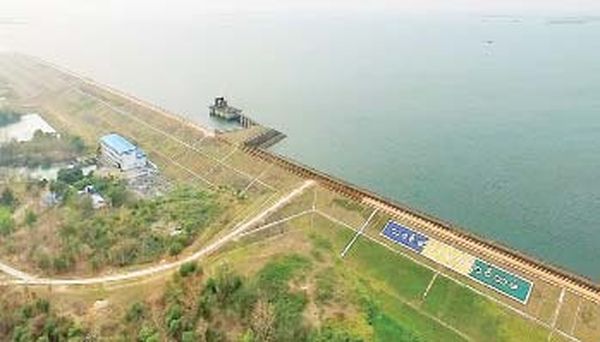 实皆省德贝金地震对德班色水坝没造成任何影响