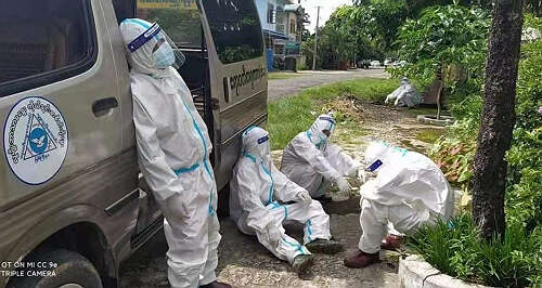 缅甸新冠疫情持续蔓延 大批志愿者加入抗疫工作