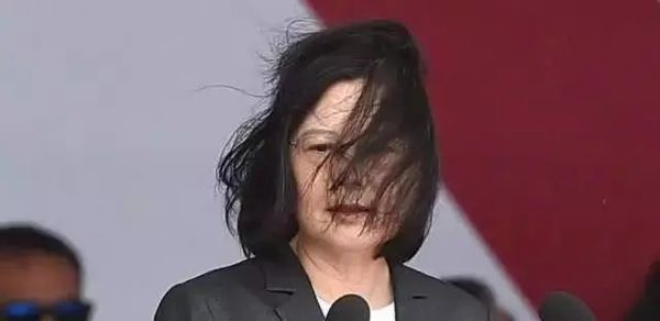 蔡英文，怕了？