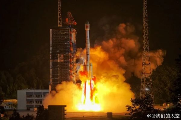 4小时后，再次发射成功！