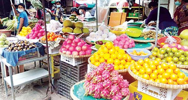 新冠疫情期间曼德勒水果市场交易热络