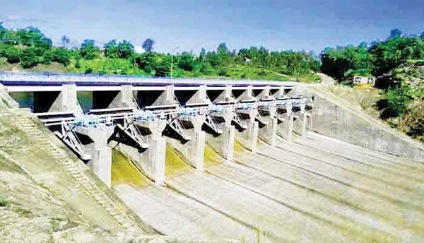 马奎省本漂县基翁基瓦水坝水位已超过最高水位1.8英尺