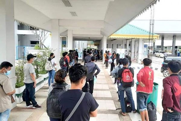 接待泰国返回缅甸的移民劳工将更改为隔日接收300人