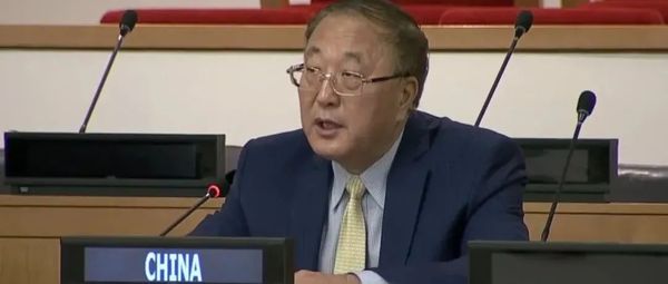 中方当场正告美国：办点好事！