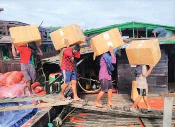 若开邦实兑口岸已向孟加拉国恢复出口水产品了