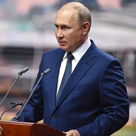 普京称不存在中俄军事同盟，中方表态