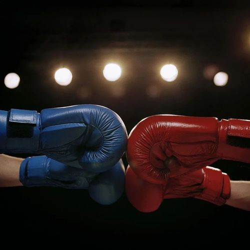 “美国已输掉对华战略竞争”