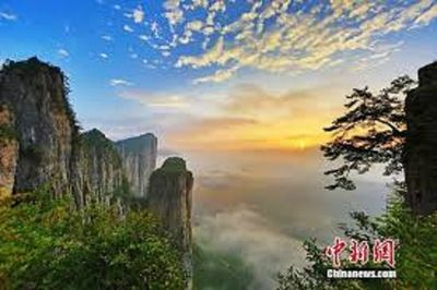 十六字令（四首）江‧山‧多‧娇 (舒云)