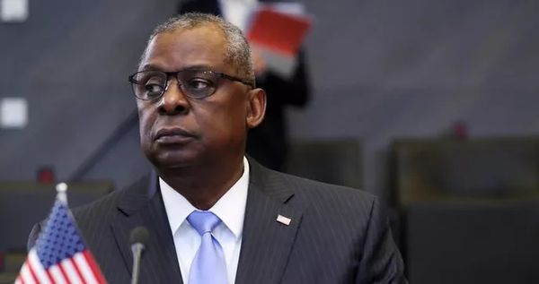 中国的确不是10英尺，美国在台海只会更矮