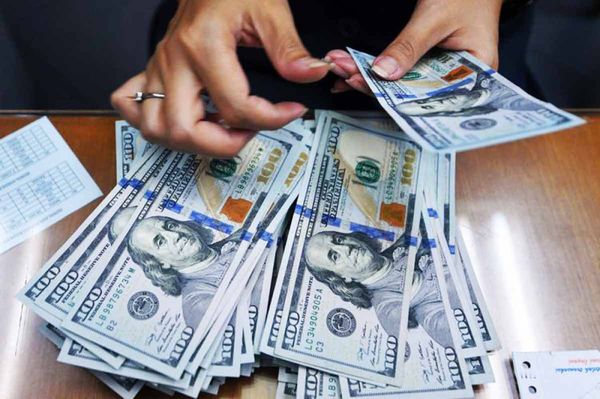 缅甸央行虽然本月两周内又拍卖了2800万美元，但美元汇率并无下降