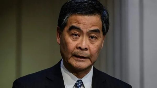 梁振英批美国救灾不力：抓不到老鼠竟自夸全球第一好猫！