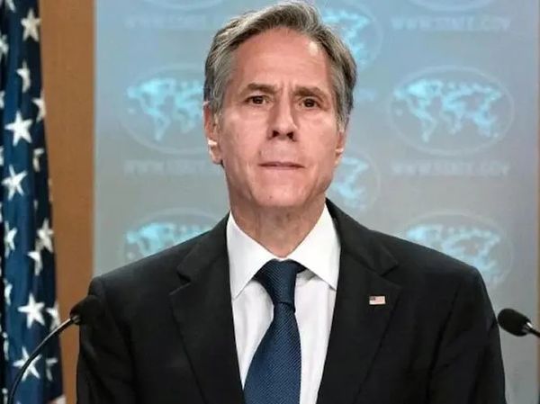 布林肯“抹黑中国”的行程，被新冠病毒切断了！